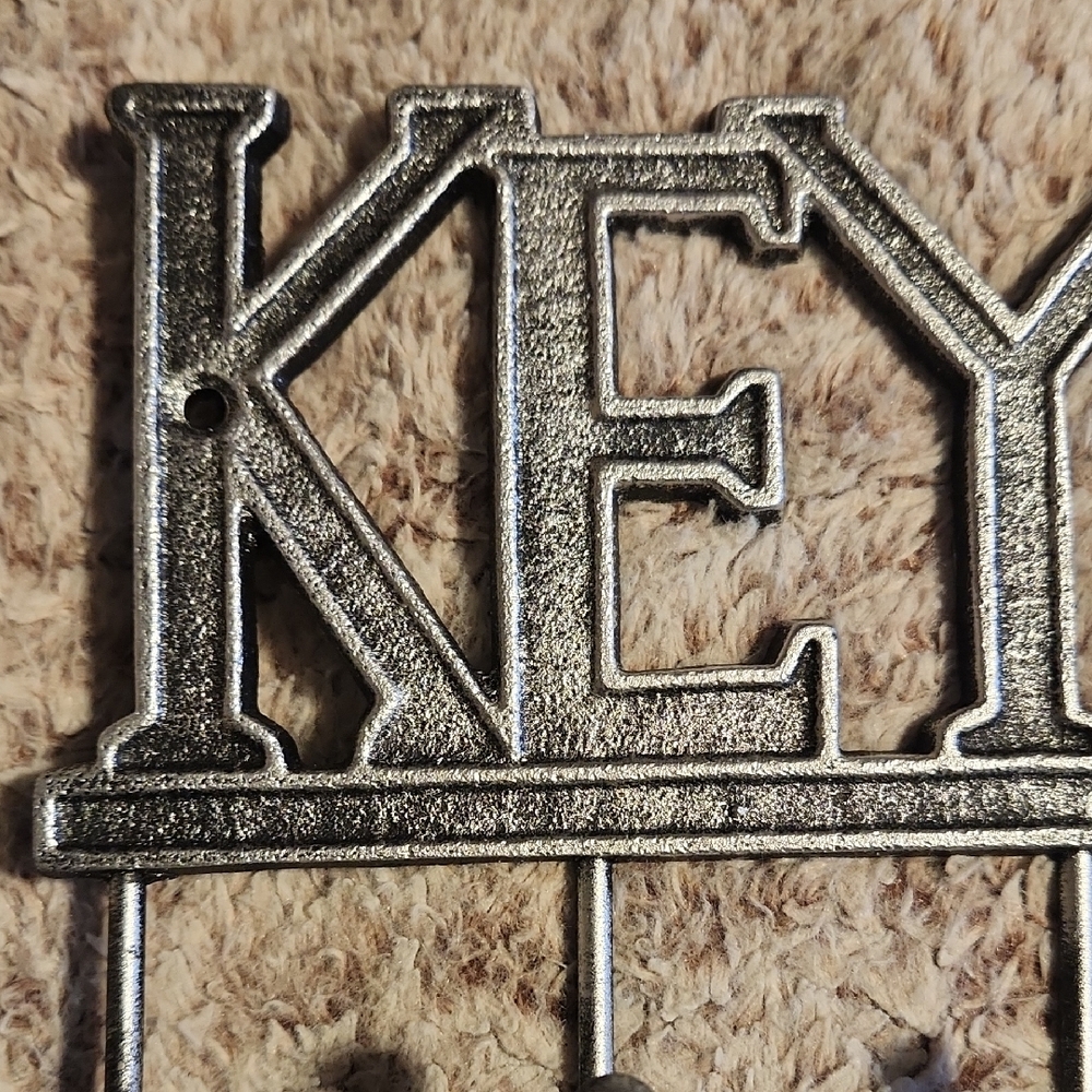 Key Storage - Picture 2 of 7